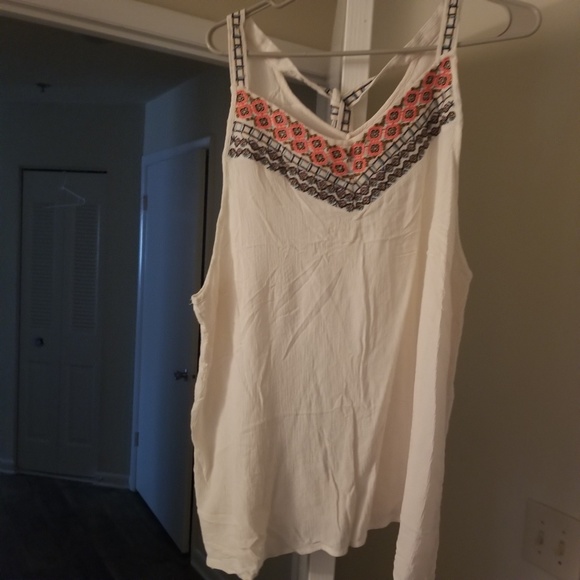 Linen top - Picture 2 of 3